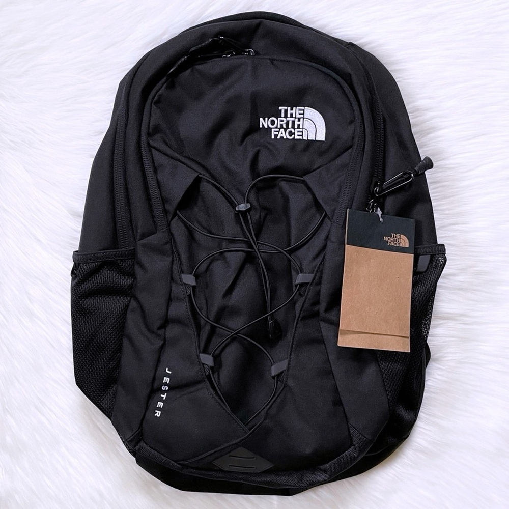 The North Face Unisex Jester 28 Liter Backpack In Black